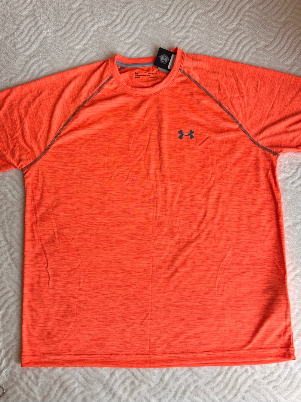 Under Armour Men’s Bright Orange Short-Sleeve Performance Tee 0015